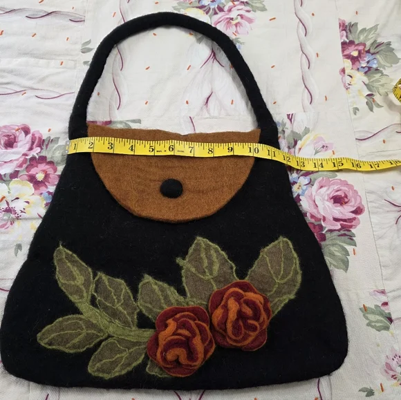 HANDMADE BOILED WOOL PURSE *RISING TIDE* - Picture 7 of 9